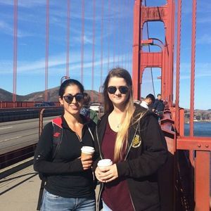 Meet your Posher, Laura